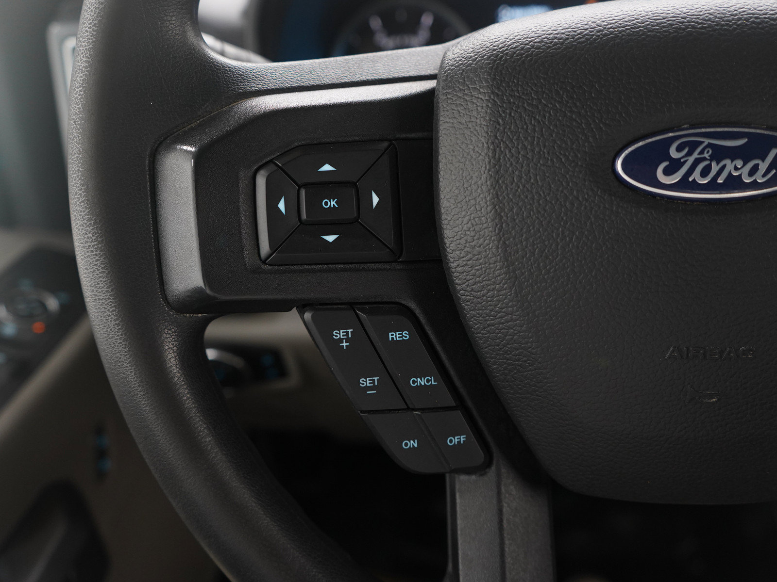Used 2022 Ford F250 XLT AWD/4WD image 24