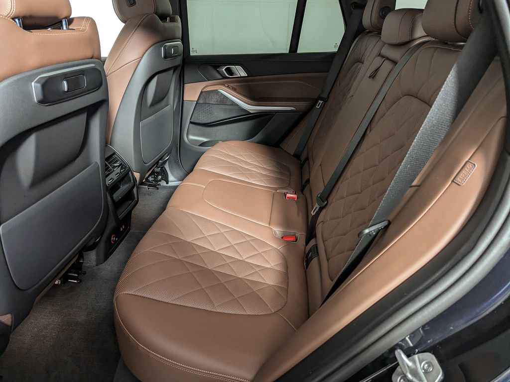 Certified 2024 BMW X5 xDrive40i w/ M Sport Package image 46