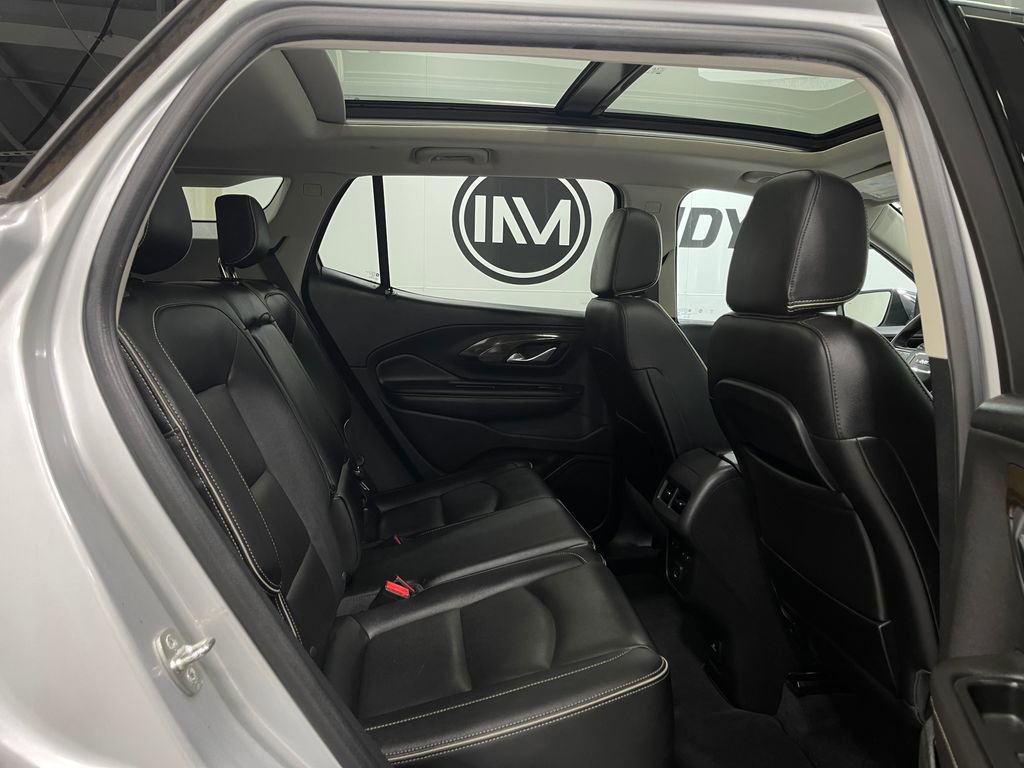 Used 2019 GMC Terrain Denali w/ Driver Alert Package II image 32