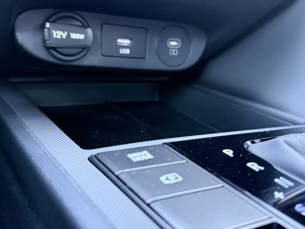 New 2025 Hyundai Elantra SEL image 17