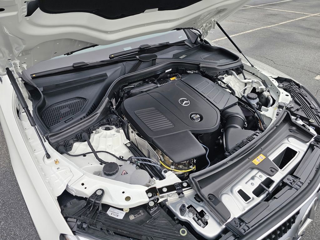 Used 2026 Mercedes-Benz GLC 300 image 27