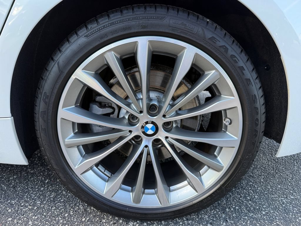 Certified 2023 BMW 530i xDrive w/ Convenience Package AWD/4WD image 16