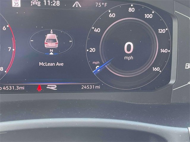 Used 2022 Volkswagen Atlas SEL R-Line image 28