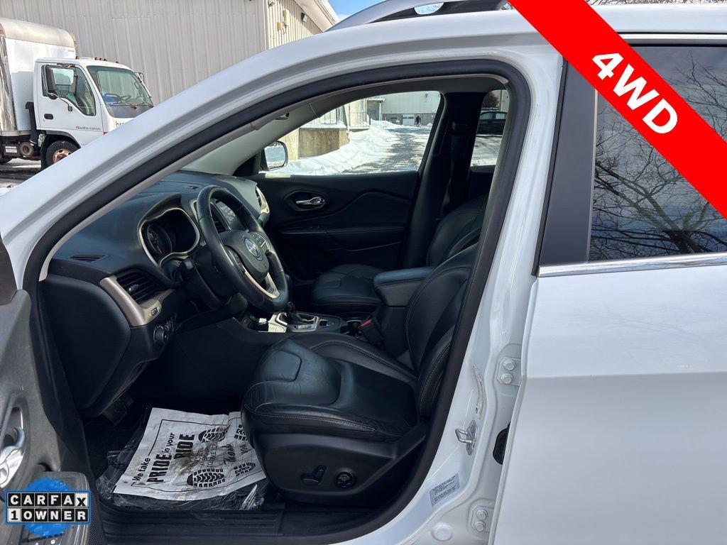 Used 2016 Jeep Cherokee Limited image 21