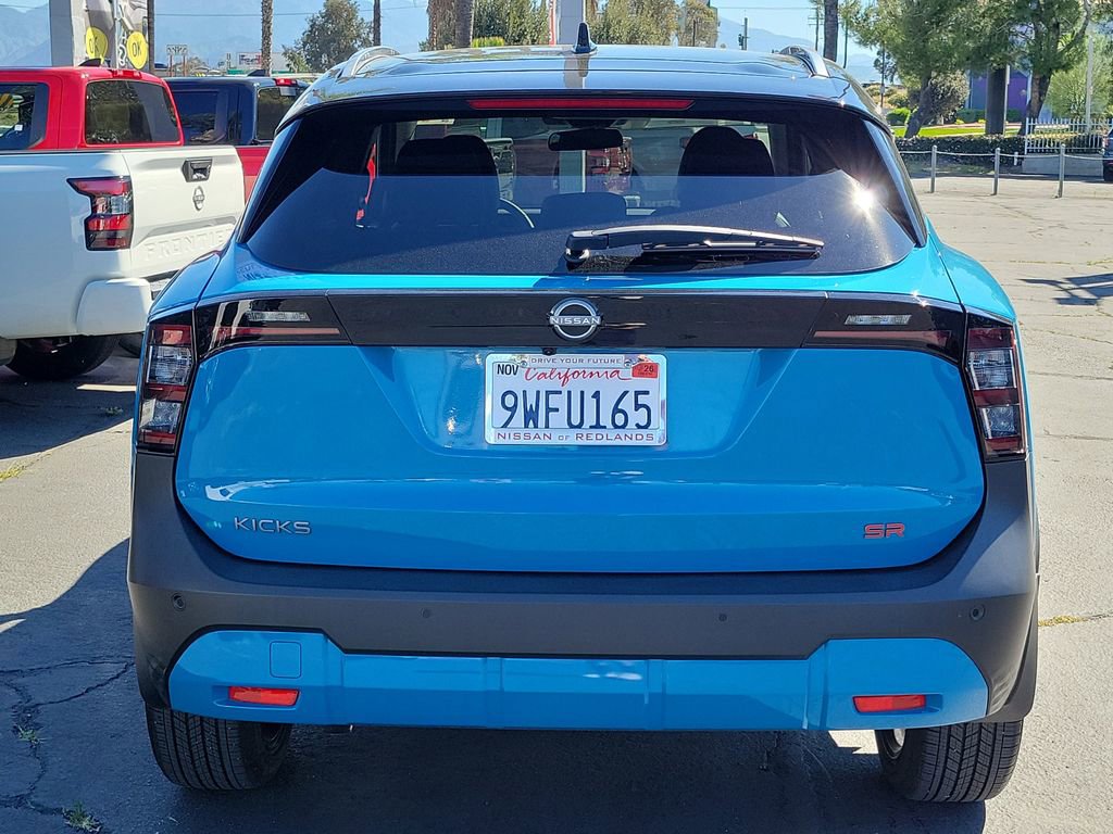Certified 2025 Nissan Kicks SR image 33