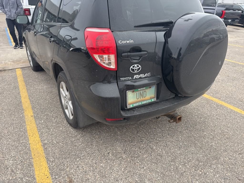 Used 2007 Toyota RAV4 Limited AWD/4WD image 5