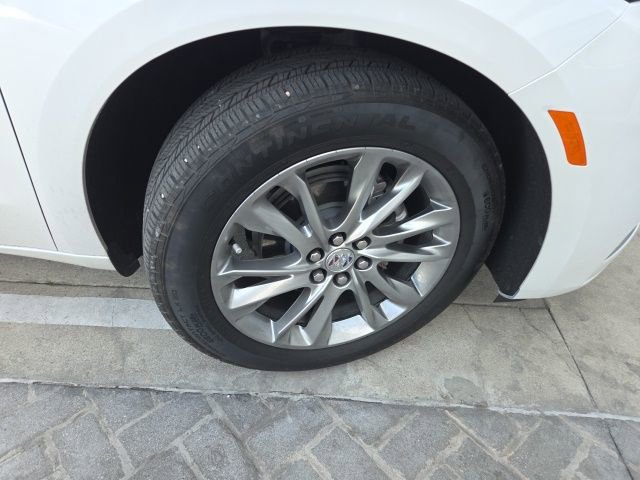 Used 2023 Buick Enclave Avenir w/ Avenir Technology Package image 12