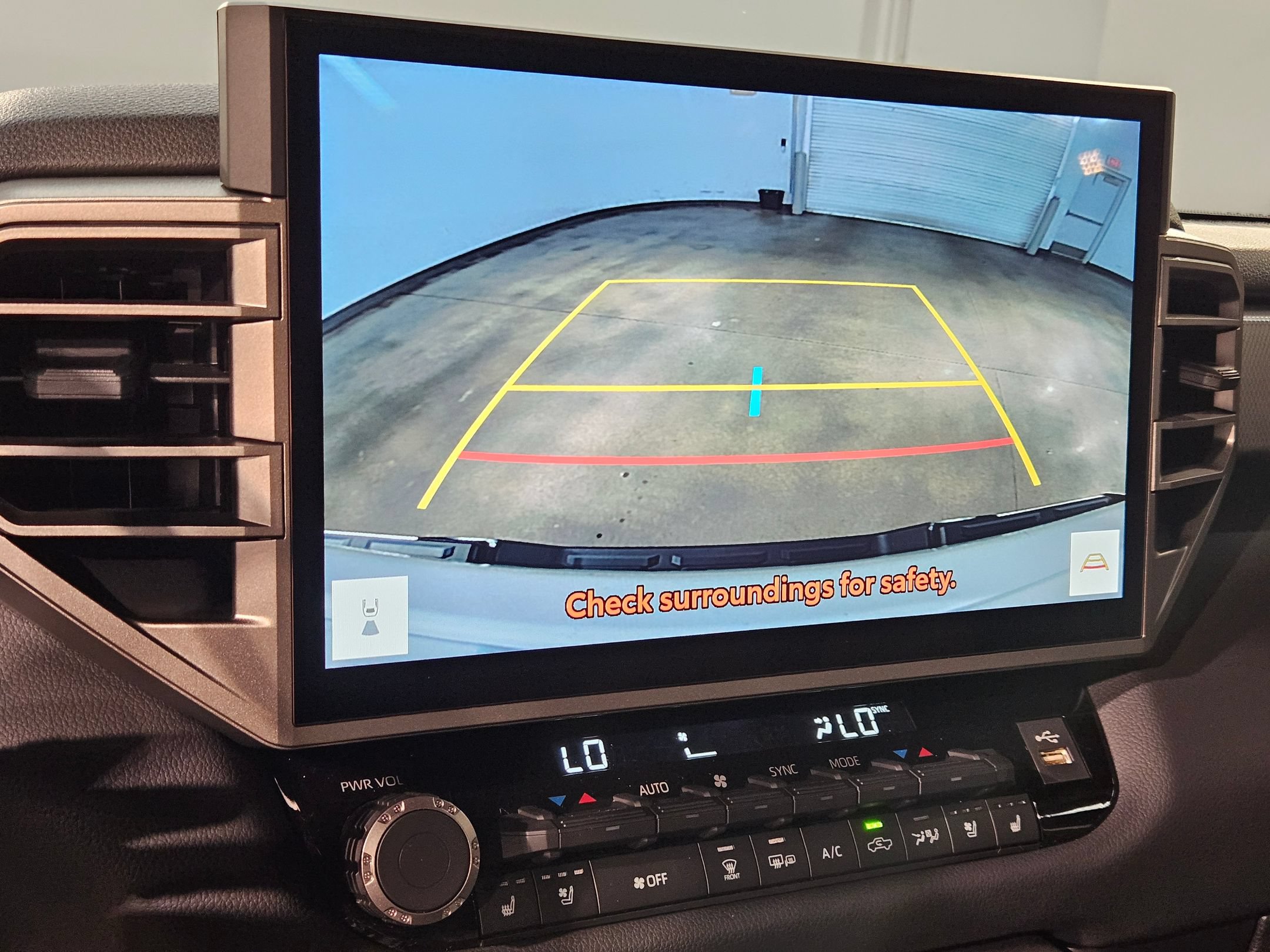 New 2026 Toyota Tundra Limited AWD/4WD image 17