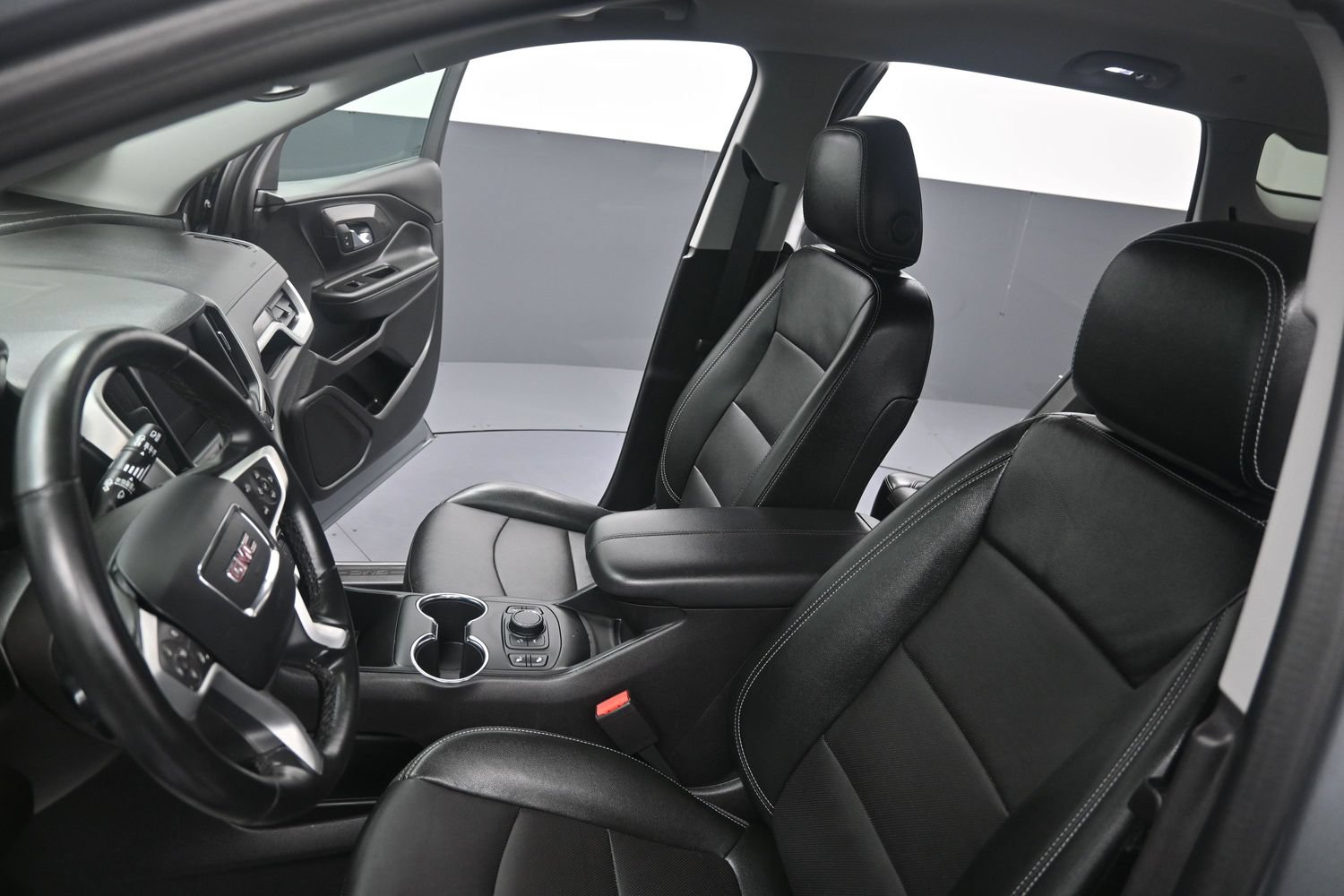 Used 2024 GMC Terrain SLT w/ Elevation Edition AWD/4WD image 21