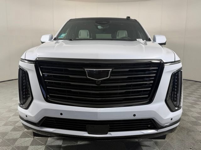 Used 2026 Cadillac Escalade Platinum Luxury AWD/4WD image 13