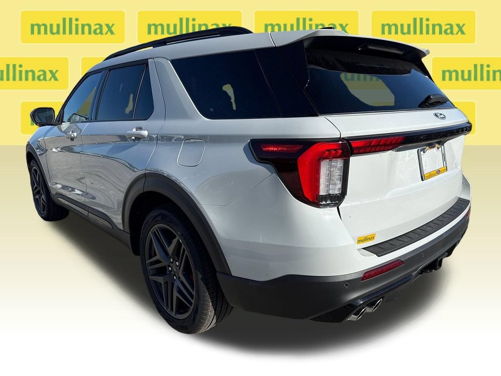 New 2027 Ford Explorer ST RWD image 4