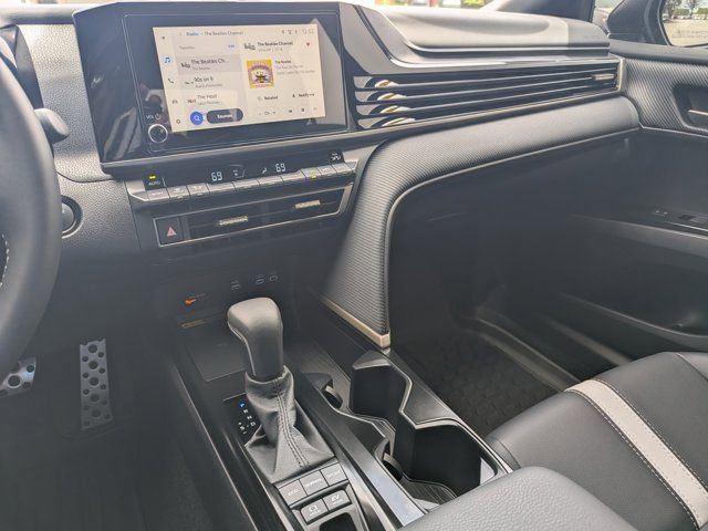 Used 2026 Toyota Camry SE w/ Convenience Package FWD image 24