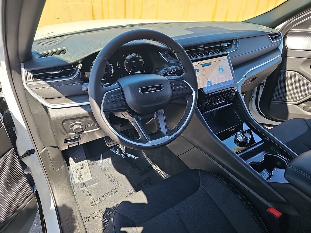 New 2027 Jeep Grand Cherokee Laredo X AWD/4WD image 16