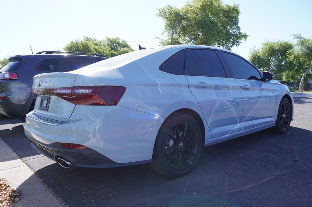 Used 2025 Volkswagen Jetta GLI Autobahn image 4