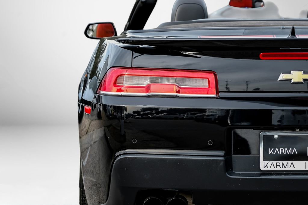 Used 2015 Chevrolet Camaro SS w/ RS Package RWD image 42
