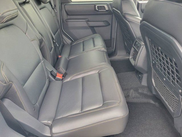 New 2025 Ford Bronco Badlands AWD/4WD image 13
