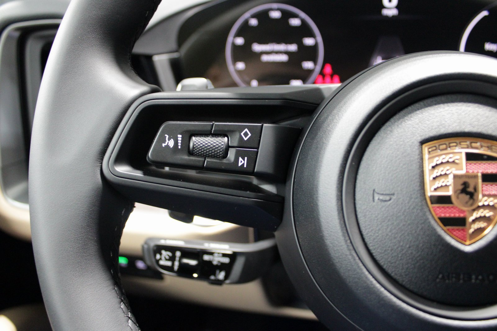 New 2026 Porsche Cayenne S image 28