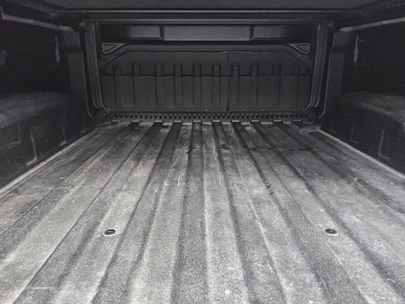 Used 2025 Chevrolet Silverado EV RST AWD/4WD image 9