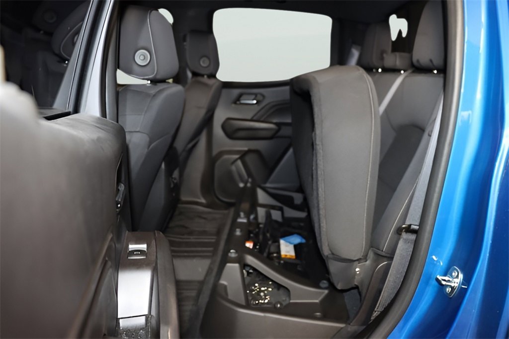 Used 2023 Chevrolet Colorado LT w/ LT Convenience Package image 17