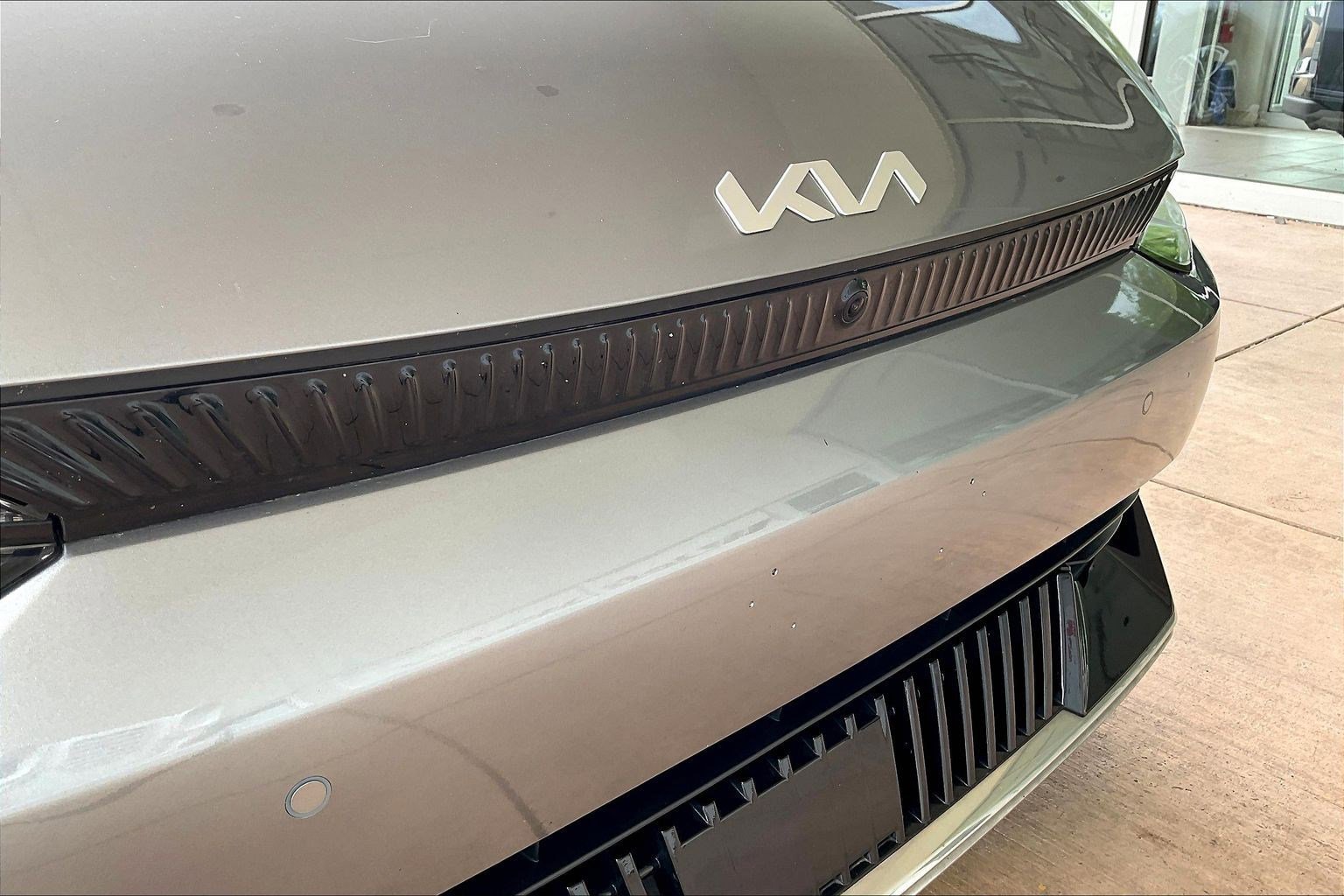 Used 2024 Kia EV6 Wind w/ Wind Technology Package AWD/4WD image 31