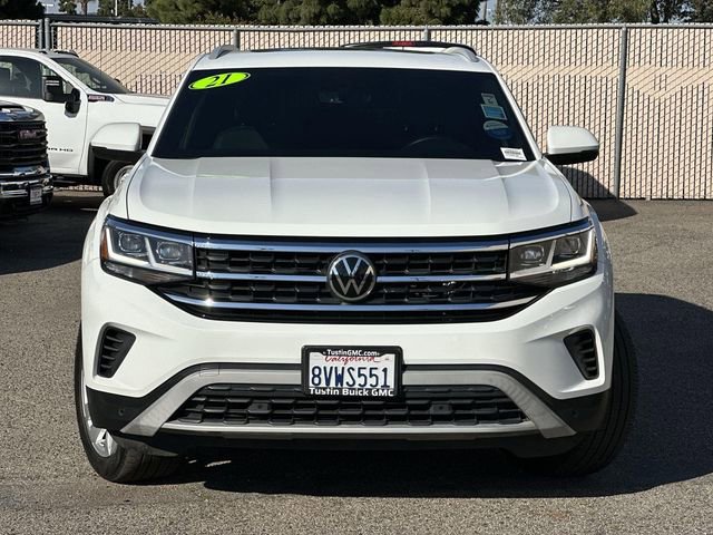 Used 2021 Volkswagen Atlas Cross Sport SE w/ Panoramic Sunroof Package image 2