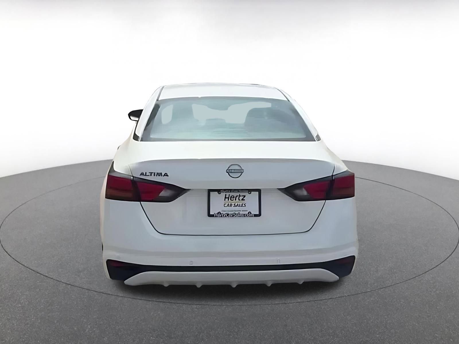 Used 2024 Nissan Altima 2.5 S image 12