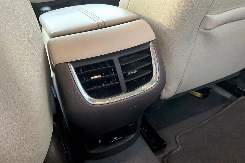 Used 2024 Chevrolet Malibu LT image 11