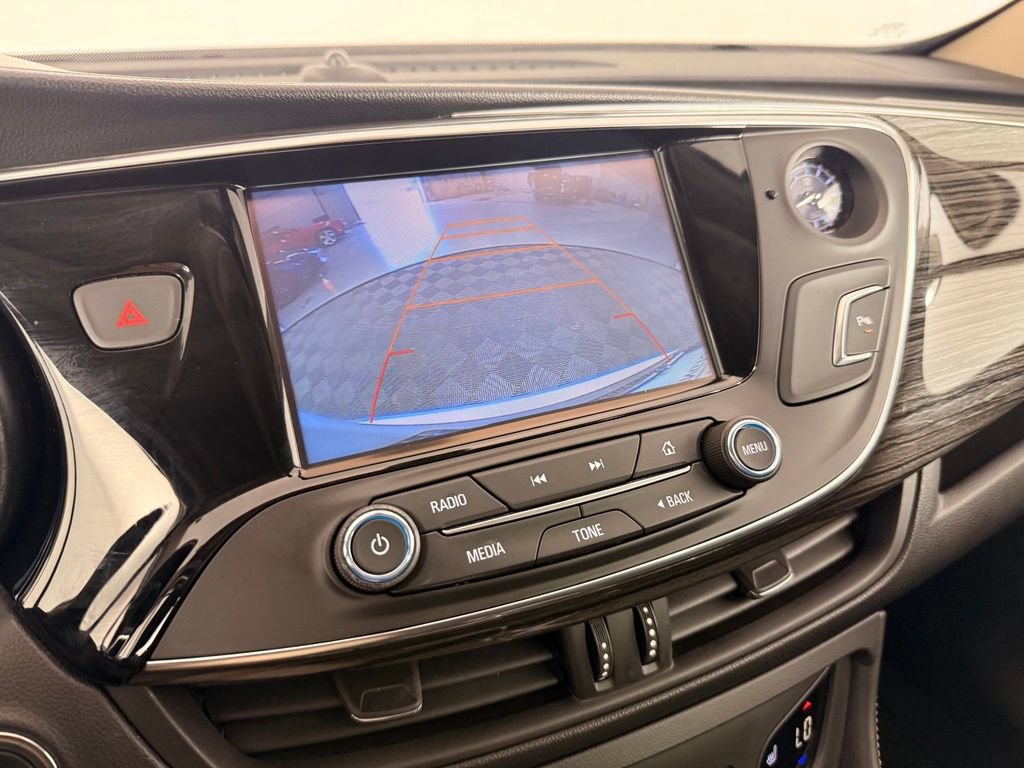 Used 2017 Buick Envision Essence FWD image 31