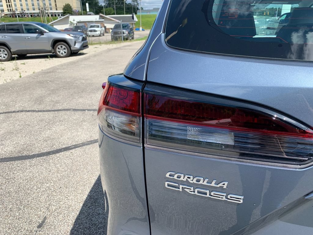 New 2026 Toyota Corolla Cross L FWD image 31