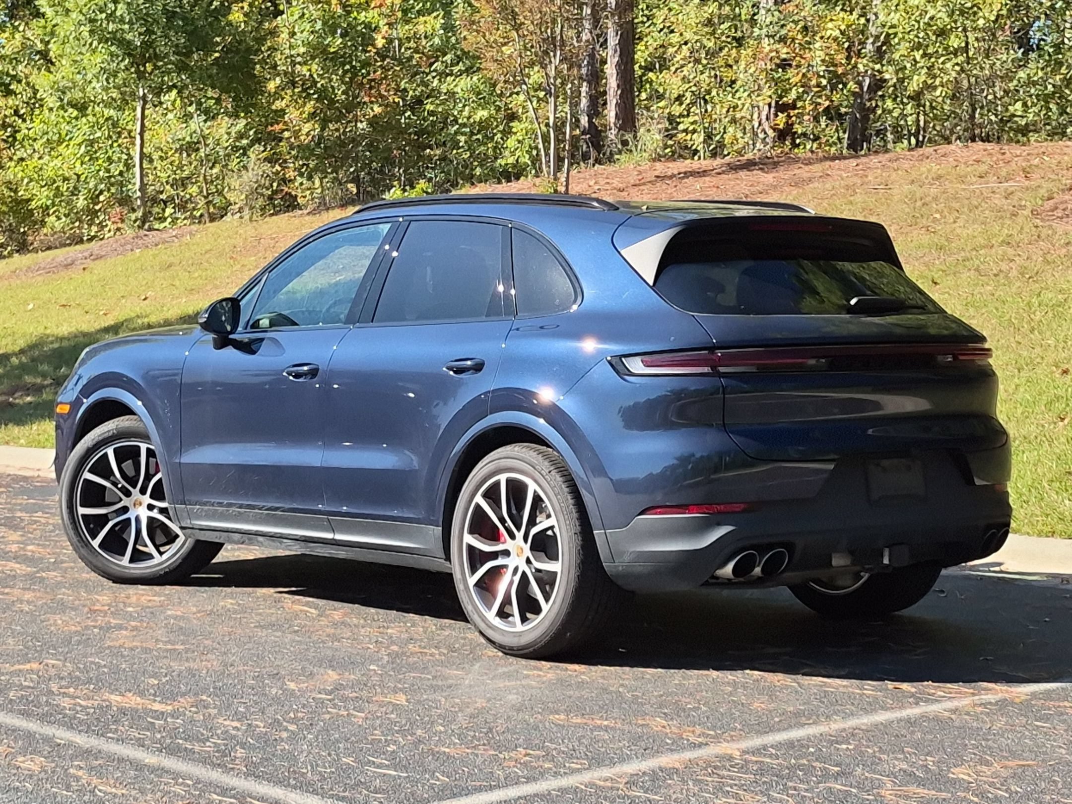 Certified 2024 Porsche Cayenne S AWD/4WD image 3