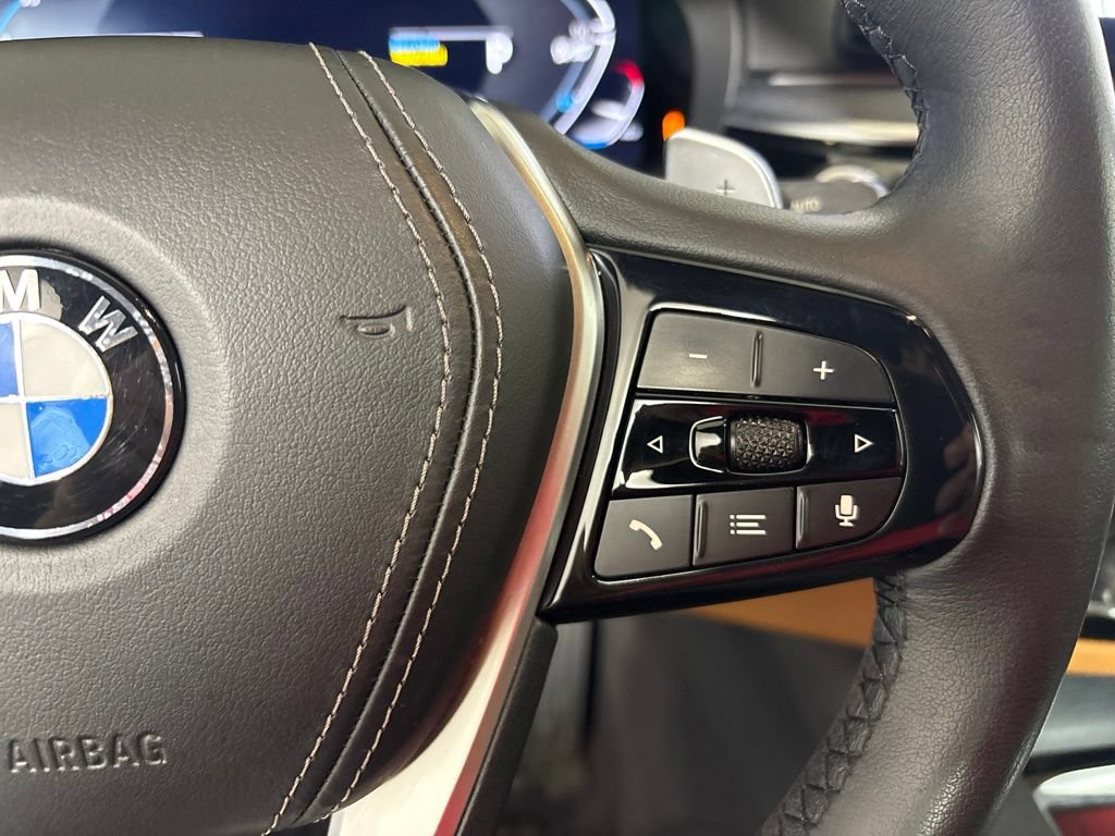 Certified 2023 BMW 530i w/ Premium Package RWD image 17