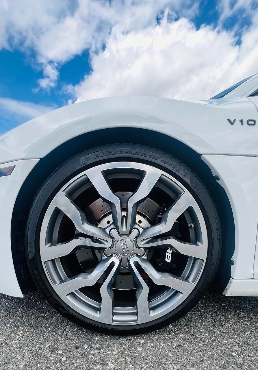 Used 2011 Audi R8 V10 AWD/4WD image 33