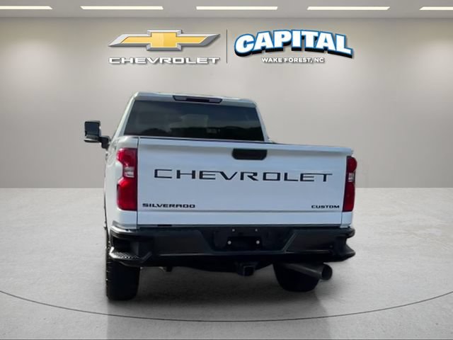 Used 2025 Chevrolet Silverado 2500 Custom w/ Custom Value Package AWD/4WD image 4