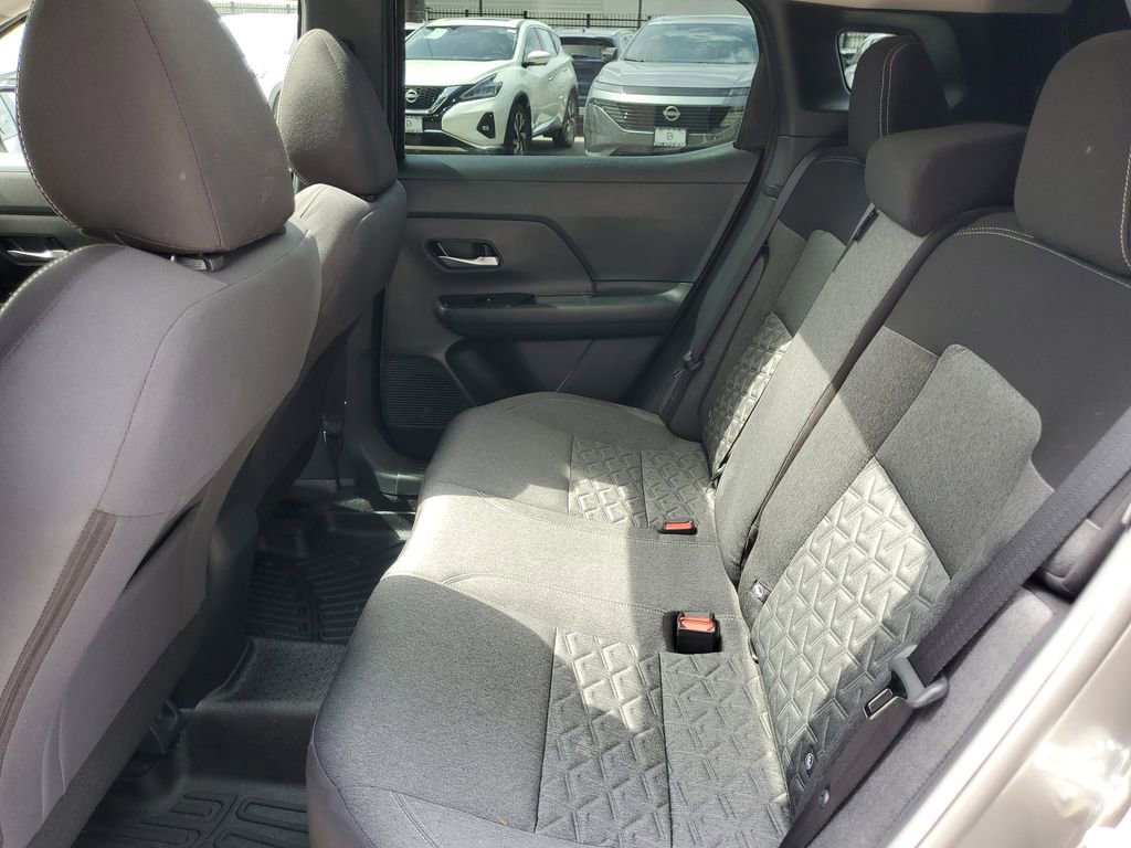 Used 2025 Nissan Kicks SV w/ SV Premium Package AWD/4WD image 9