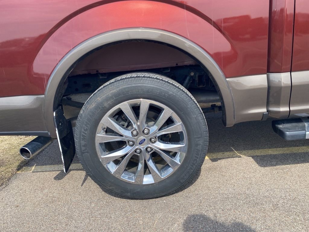 Used 2016 Ford F150 Lariat image 9