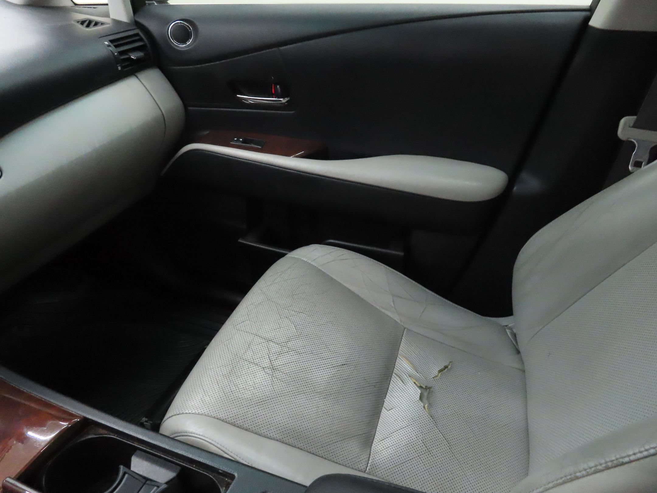 Used 2012 Lexus RX 450h FWD w/ Premium Pkg image 19