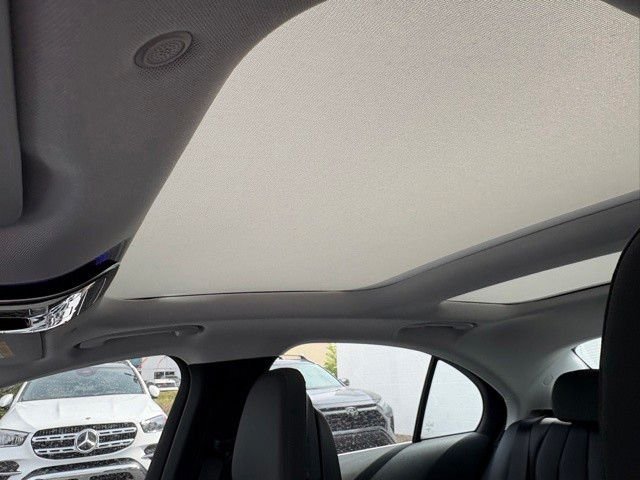 New 2026 Mercedes-Benz E 350 4MATIC Sedan image 12