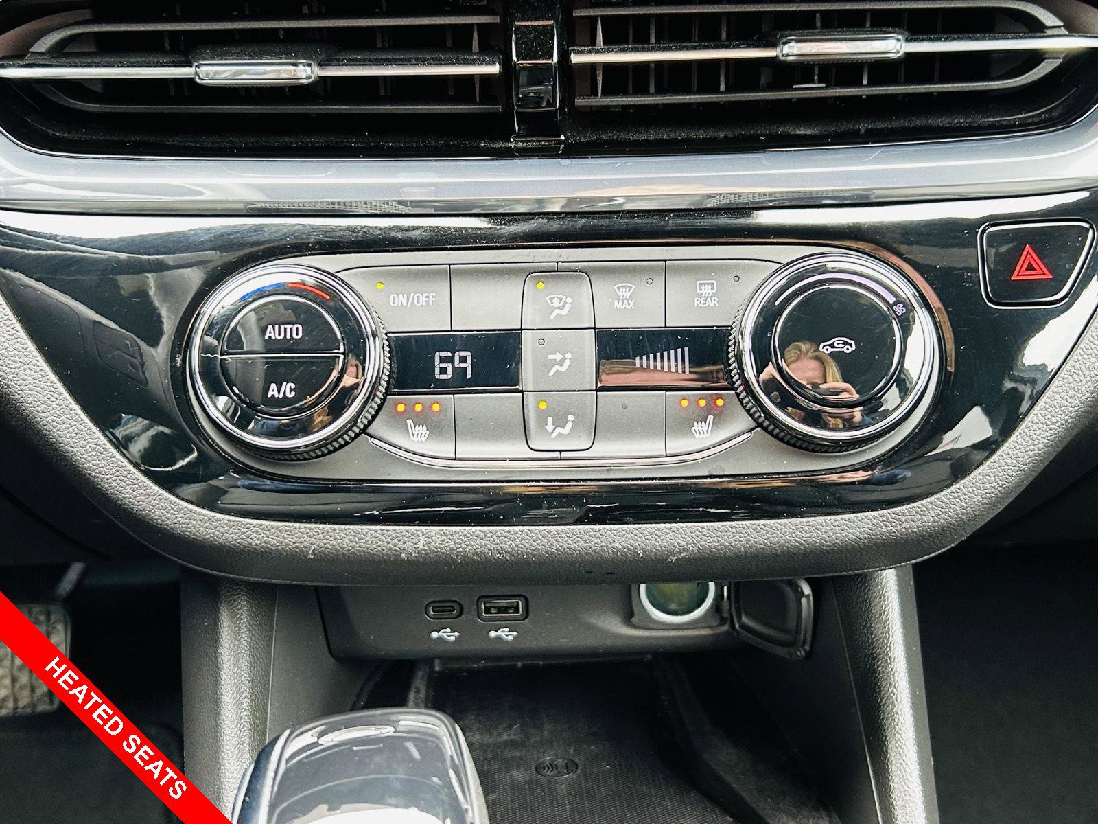 Used 2025 Buick Envista Sport Touring w/ Convenience I Package image 5