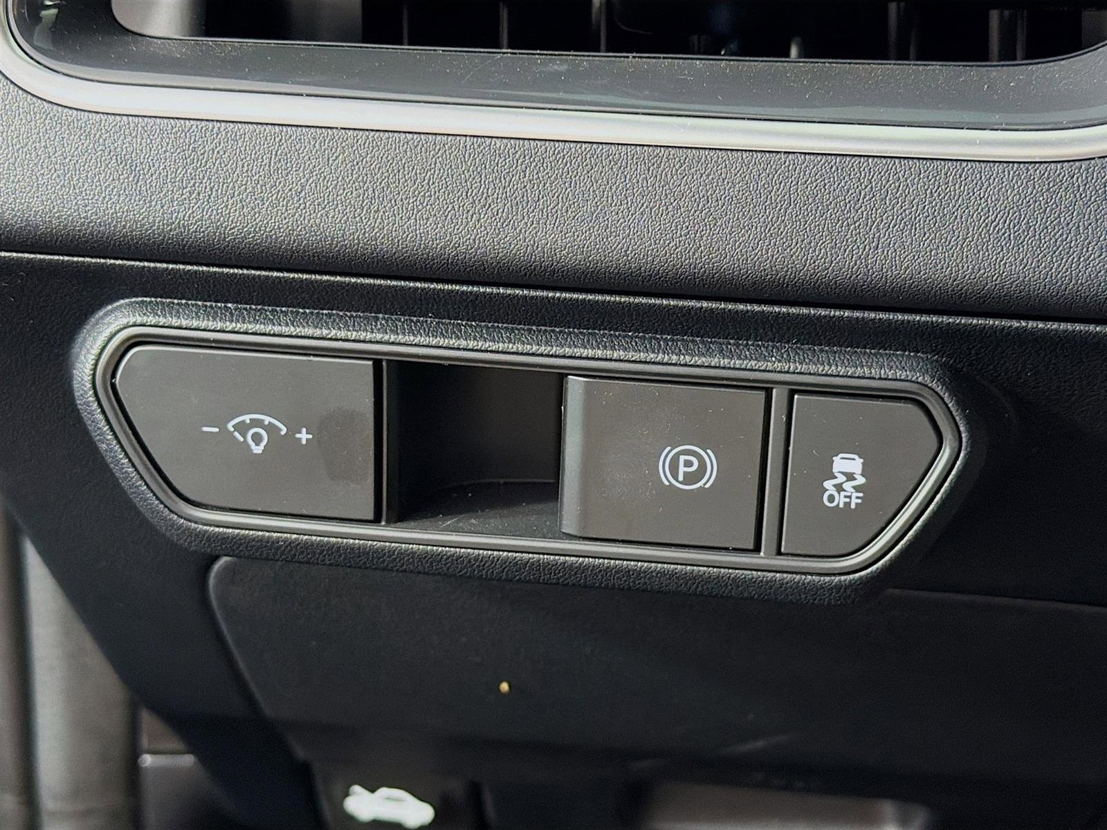 Certified 2025 Kia K4 EX image 10