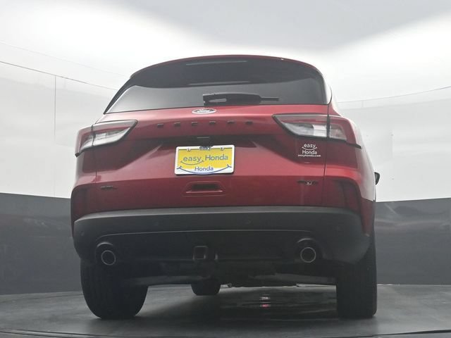 Used 2022 Ford Escape SEL w/ SEL Stealth AWD Package image 32