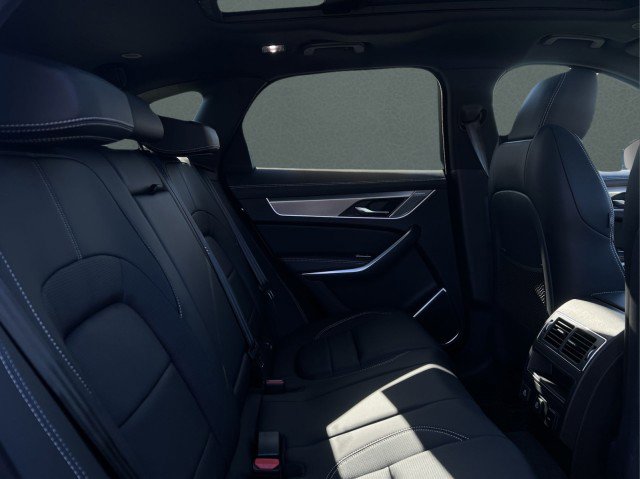 New 2026 Jaguar F-PACE R-Dynamic S image 19