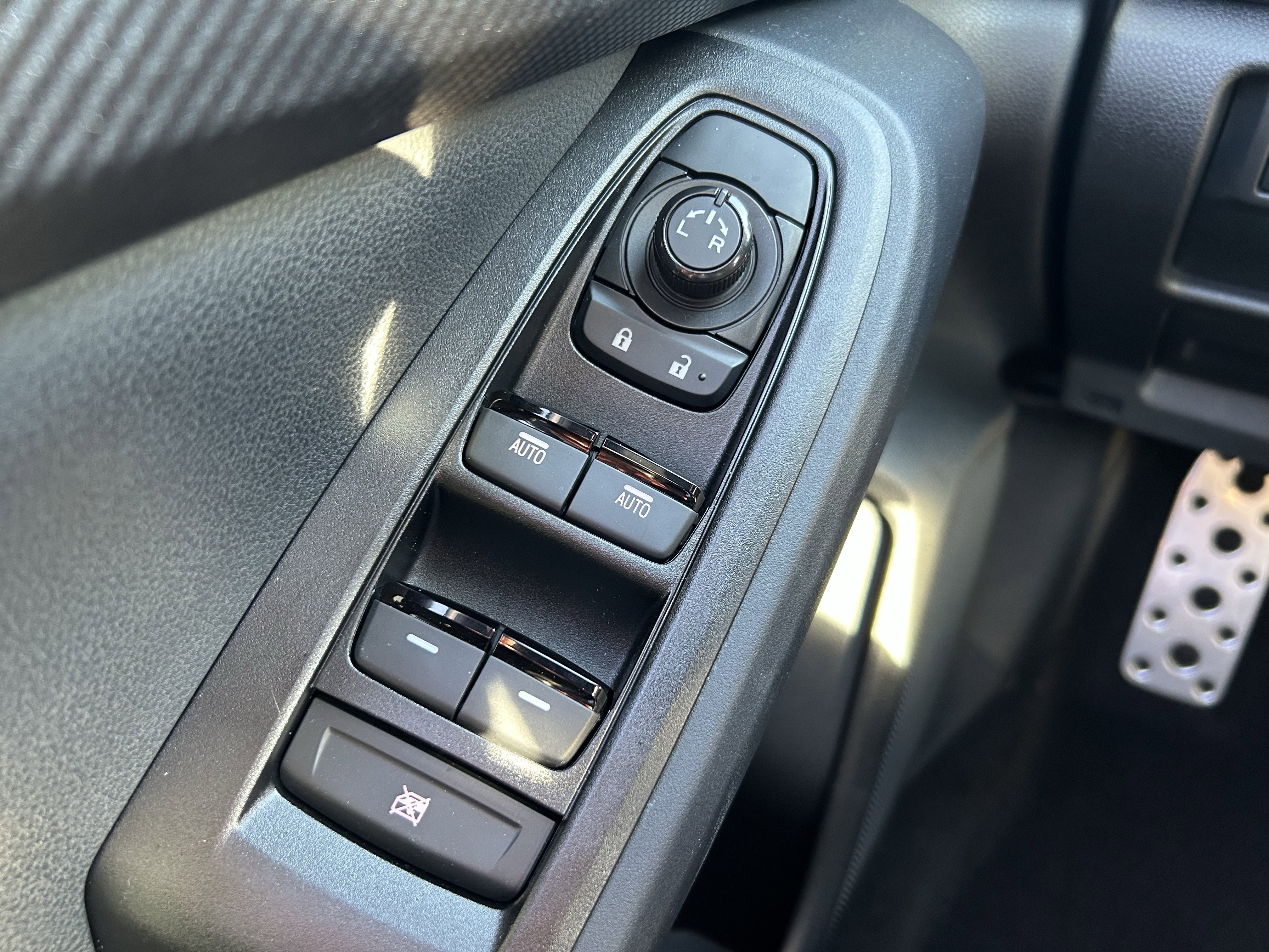 Certified 2025 Subaru Crosstrek 2.5i Sport image 19