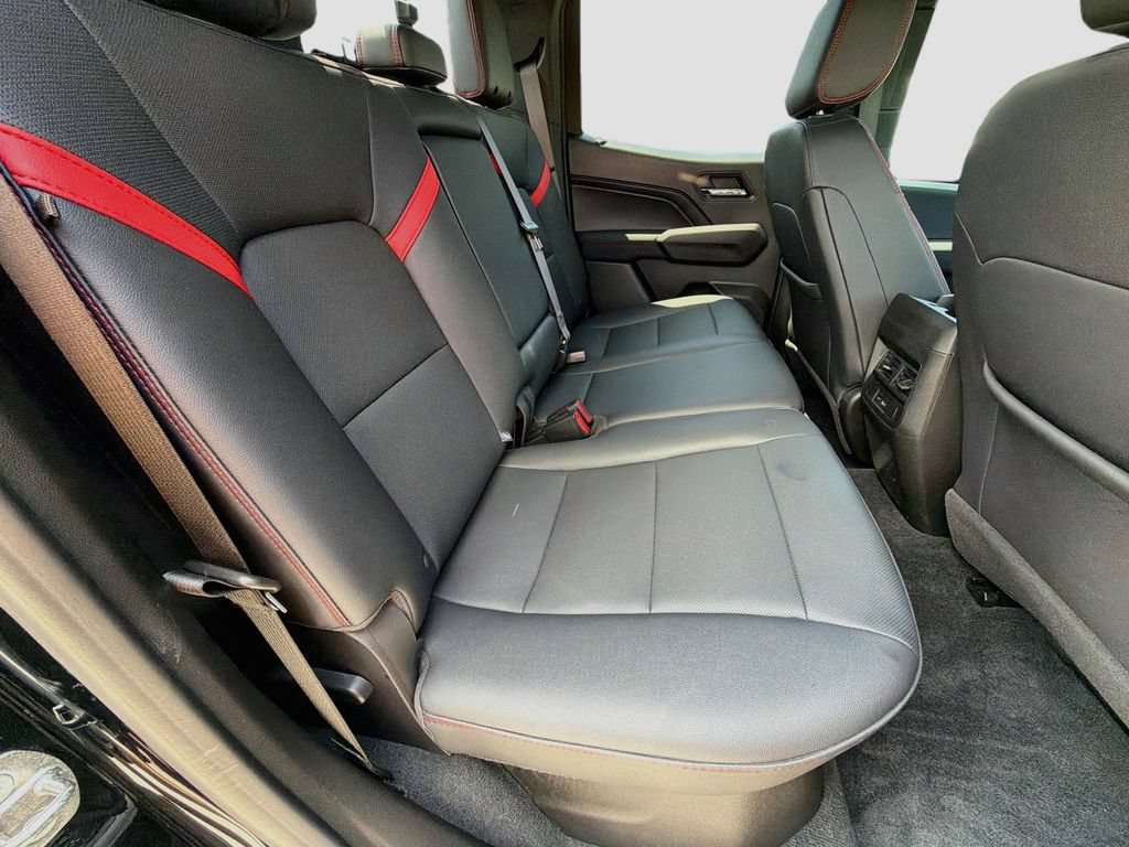 Used 2023 Chevrolet Colorado Z71 w/ Z71 Convenience Package 2 AWD/4WD image 30