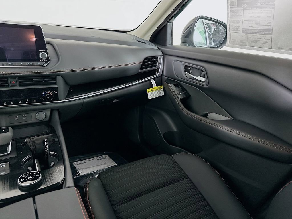 New 2026 Nissan Rogue SV image 31