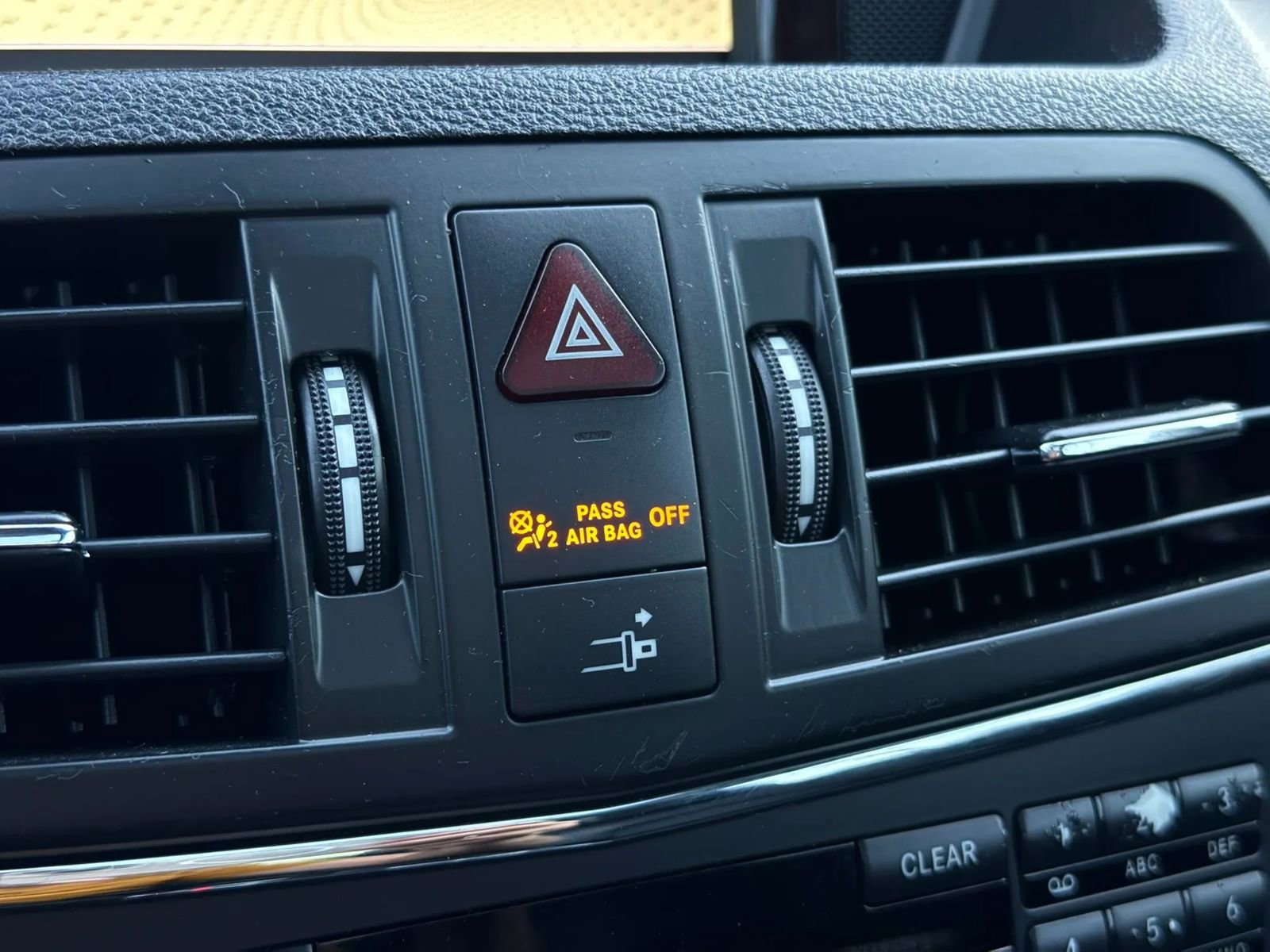 Used 2012 Mercedes-Benz E 350 Coupe image 34