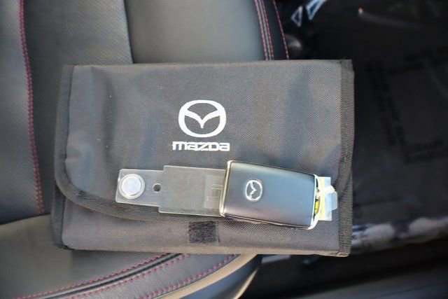 Used 2023 MAZDA CX-5 Carbon Edition image 49