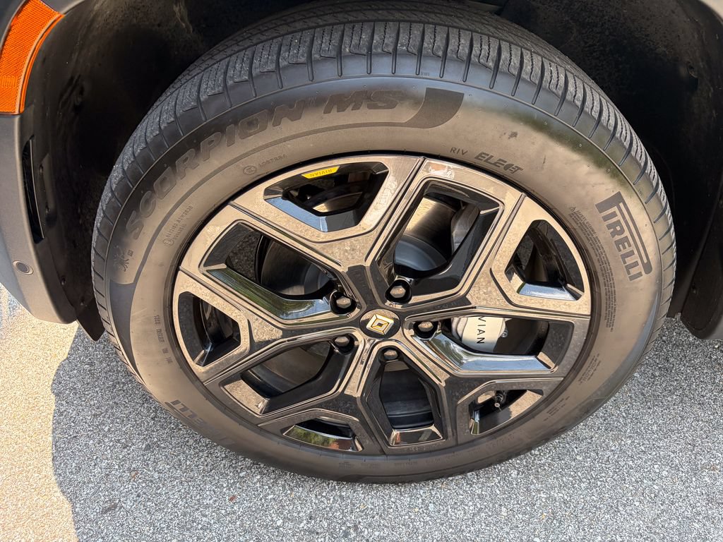 Used 2026 Rivian R1S Adventure AWD/4WD image 73