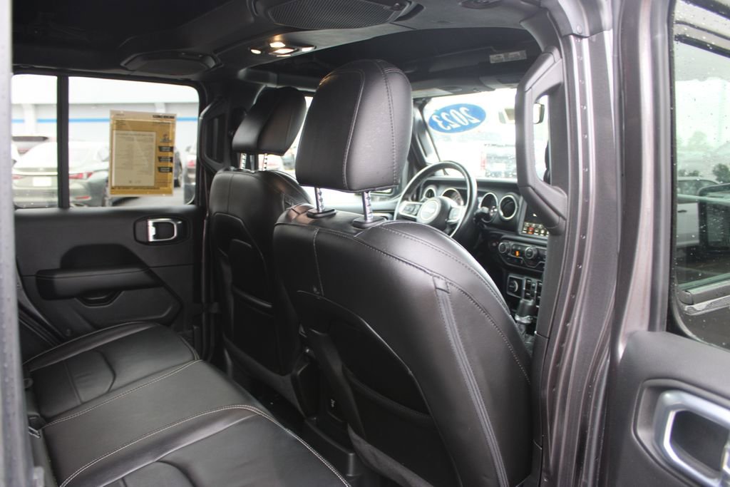 Used 2023 Jeep Wrangler Unlimited Sahara w/ Cold Weather Group AWD/4WD image 32