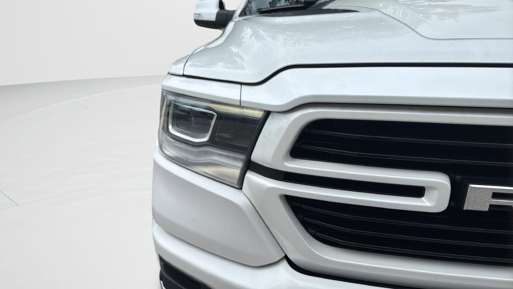 Used 2019 RAM 1500 Laramie w/ Sport Appearance Package AWD/4WD image 34