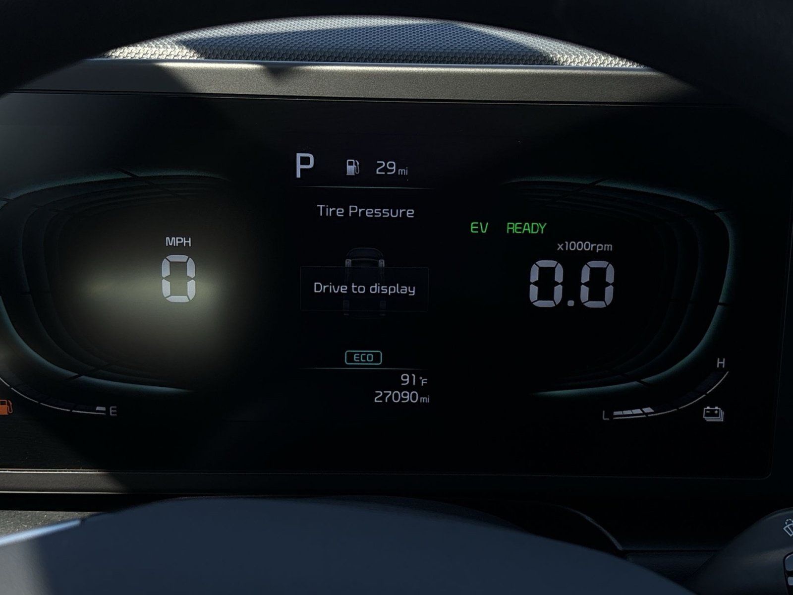 Used 2025 Kia Niro LX FWD image 17